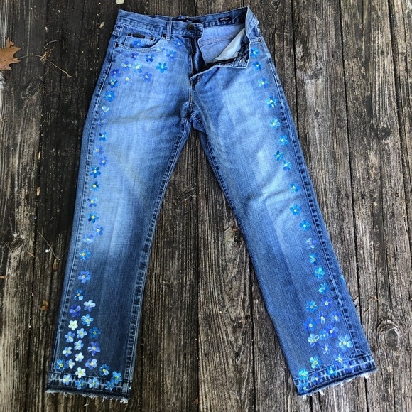 Calvin Klein Highwaisted Handpainted Jeans - Picture 5 of 13